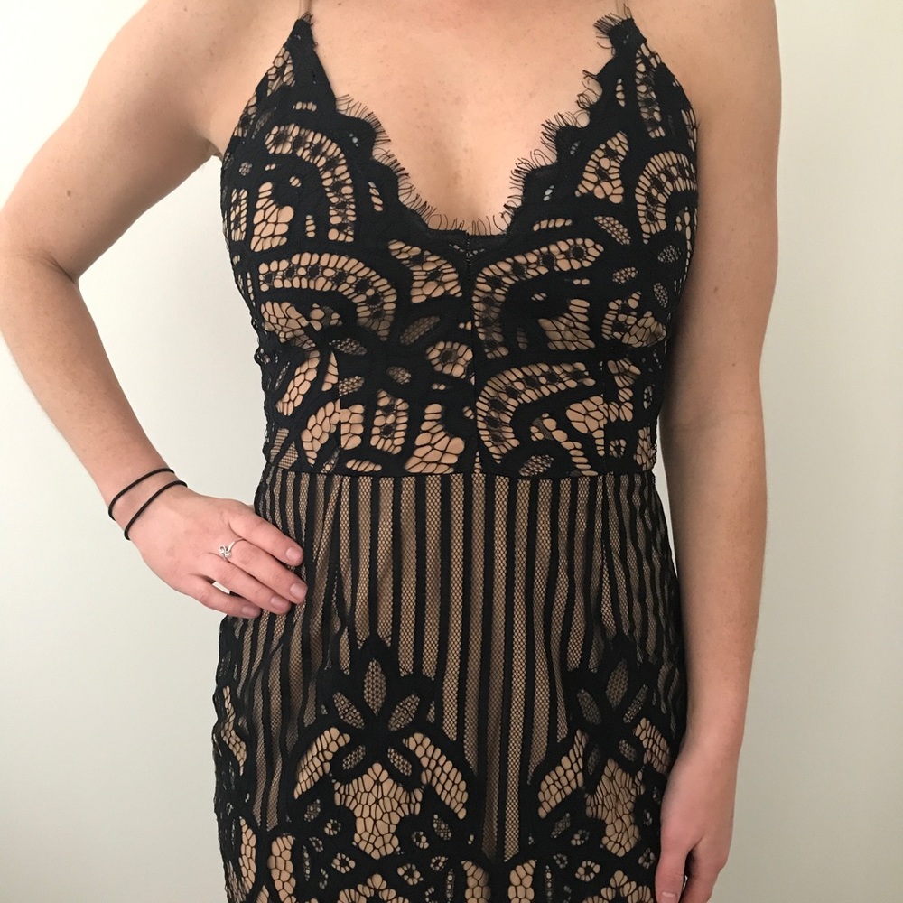 🖤Tobi Black Lace Dress NWT🖤